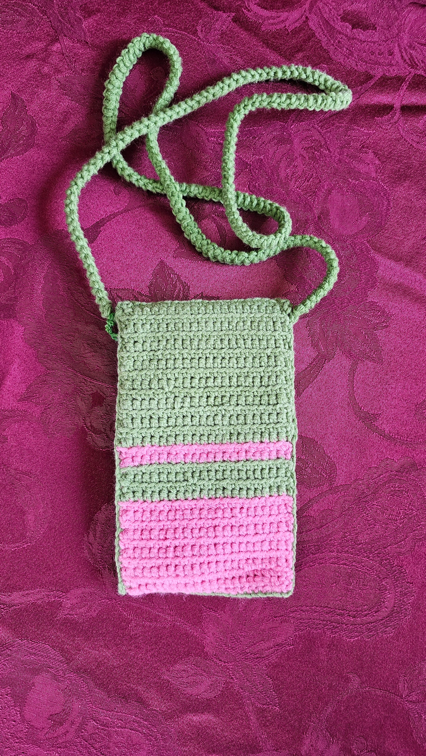 Crocheted Cellphone Pouch